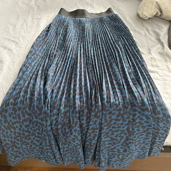 wilfred twirl skirts size xxs aritzia - Picture 2 of 4